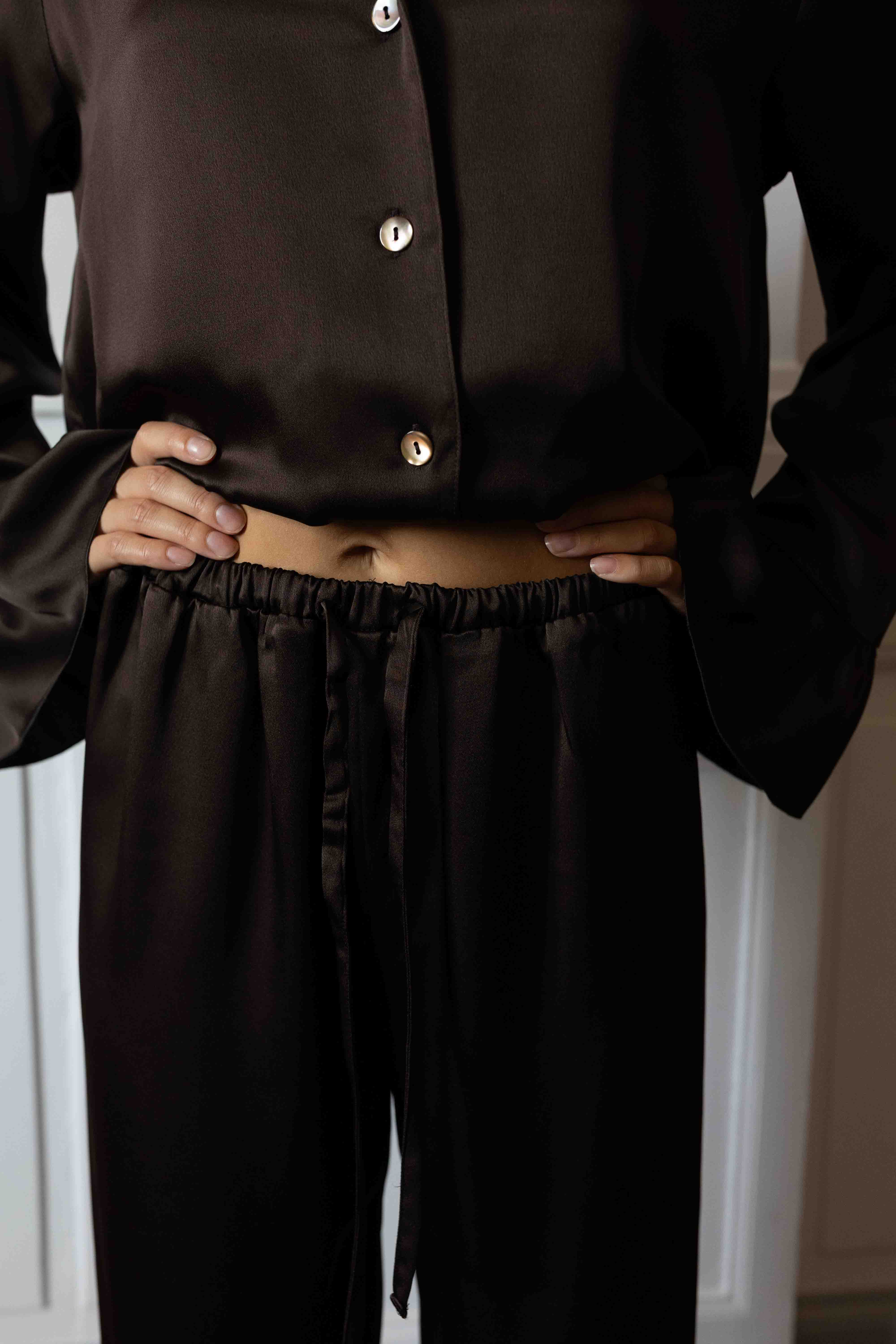 Juliette Silk Pants - dark chocolate – Produktbild 3